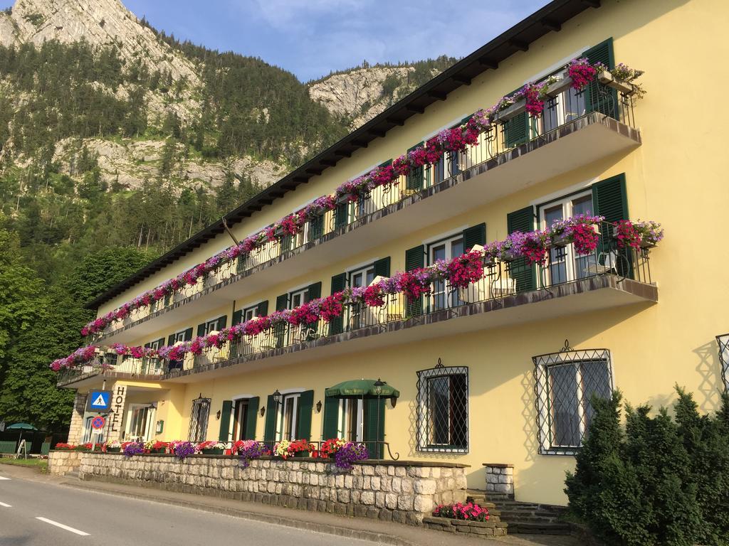 See-Hotel Post Am Attersee Weissenbach am Attersee Bagian luar foto